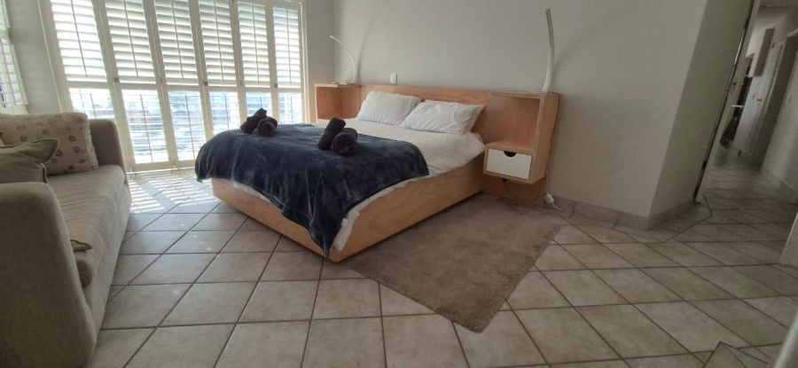To Let 3 Bedroom Property for Rent in Mossel Bay Central Western Cape